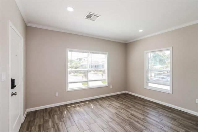 774 Dillard Street, Houston, TX 77091