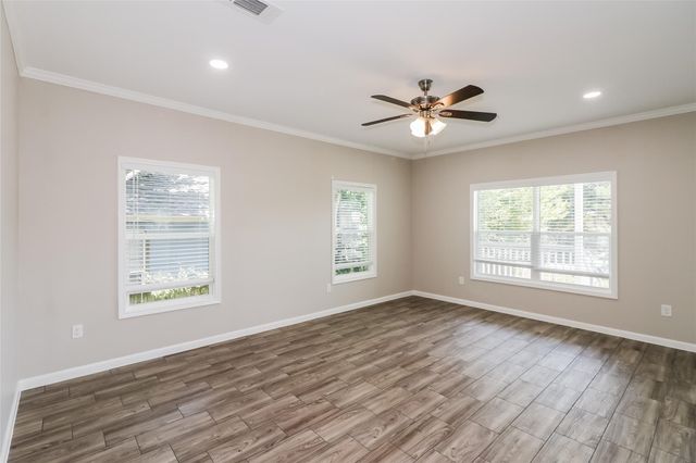 774 Dillard Street, Houston, TX 77091