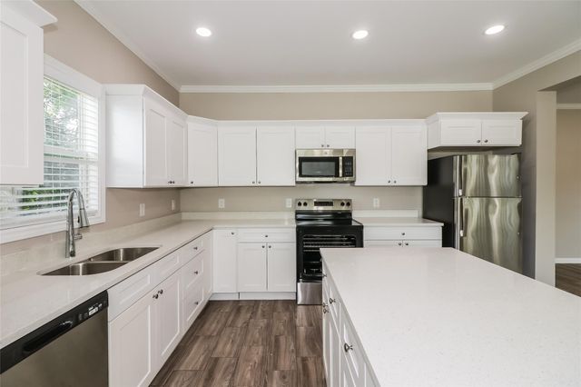 774 Dillard Street, Houston, TX 77091