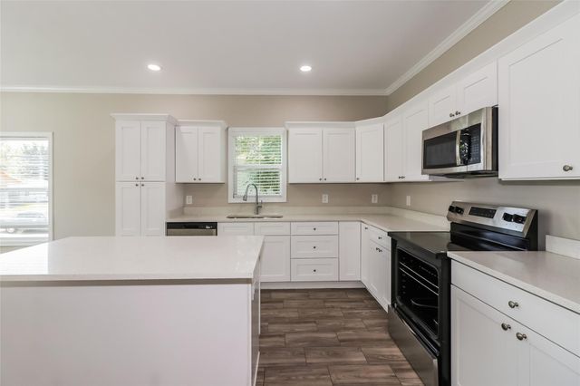 774 Dillard Street, Houston, TX 77091