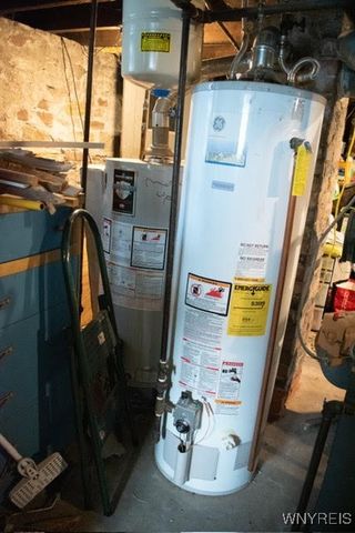 228 Robinson Street, North Tonawanda, NY 14120