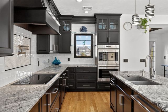 25 Manor Drive, Sandwich, MA 02537