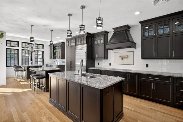 25 Manor Drive, Sandwich, MA 02537