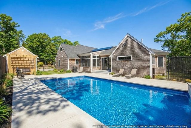 25 Manor Drive, Sandwich, MA 02537