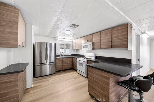 6741 Lincoln 83, Buena Park, CA 90620