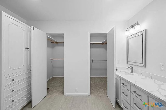 101 E Loma Vista Avenue, Victoria, TX 77901