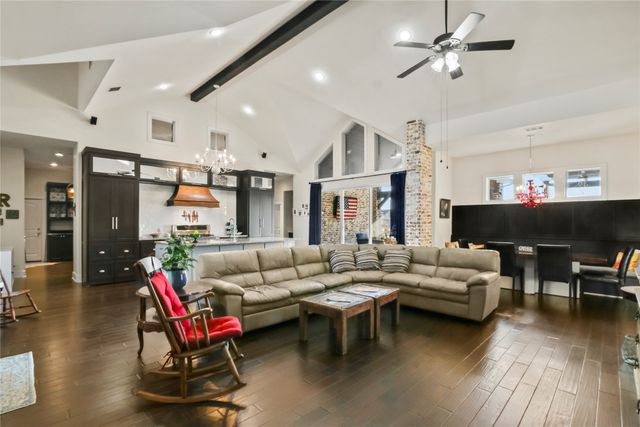 125 George Owens Road, Ponder, TX 76259