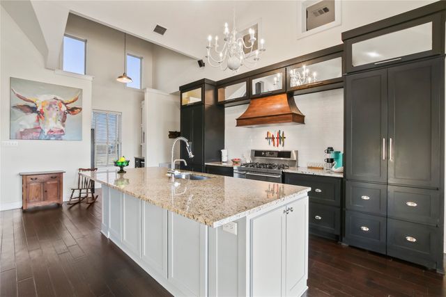 125 George Owens Road, Ponder, TX 76259