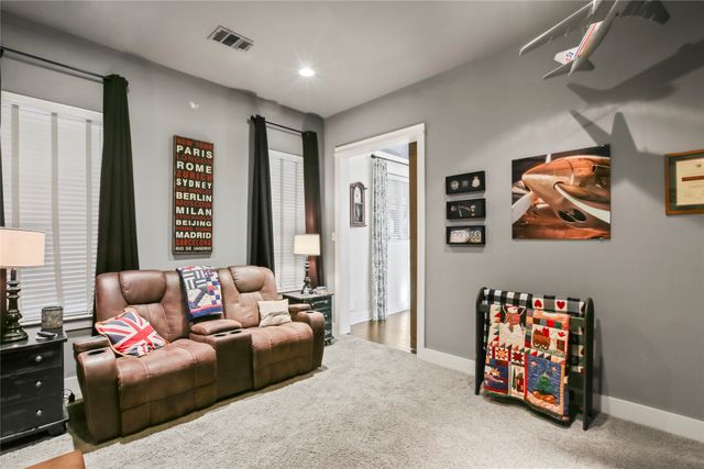 125 George Owens Road, Ponder, TX 76259