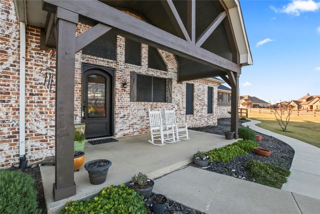 125 George Owens Road, Ponder, TX 76259