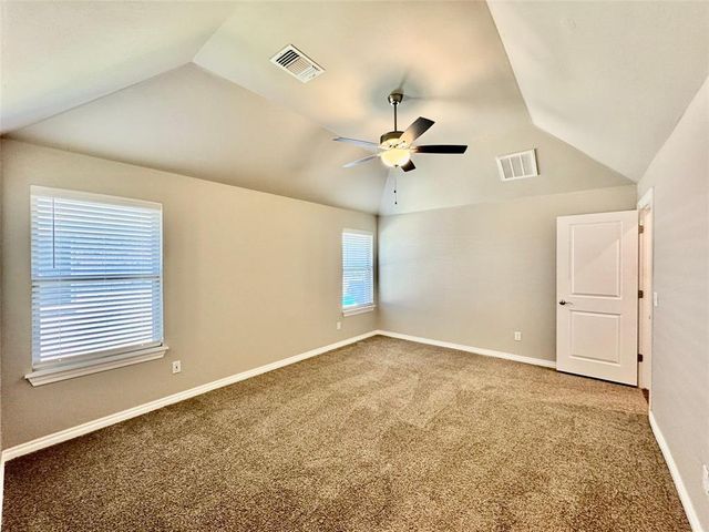 9120 NW 124th Street, Yukon, OK 73099