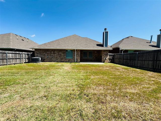 9120 NW 124th Street, Yukon, OK 73099