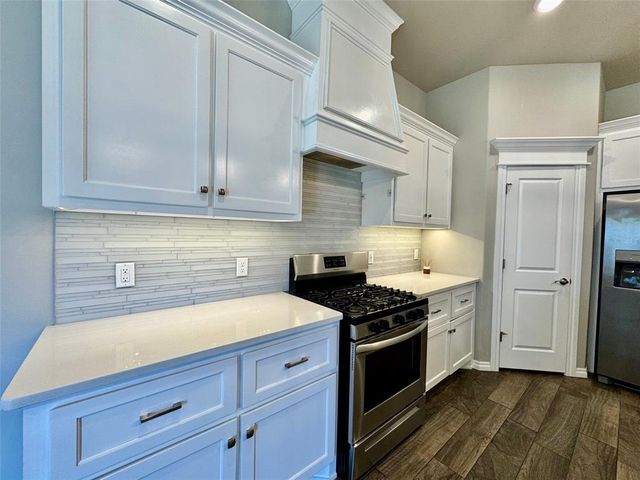 9120 NW 124th Street, Yukon, OK 73099
