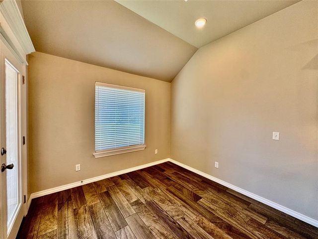 9120 NW 124th Street, Yukon, OK 73099