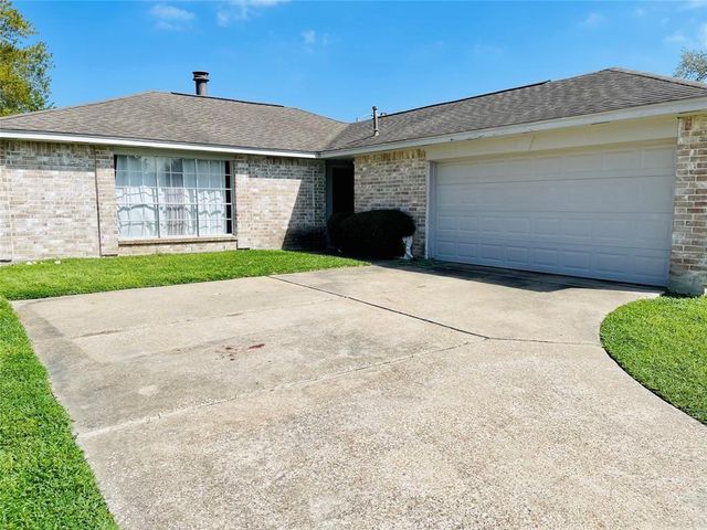 17002 Dew Drop Lane, Houston, TX 77095
