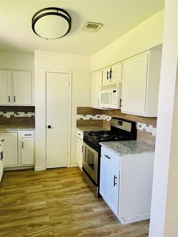 17002 Dew Drop Lane, Houston, TX 77095