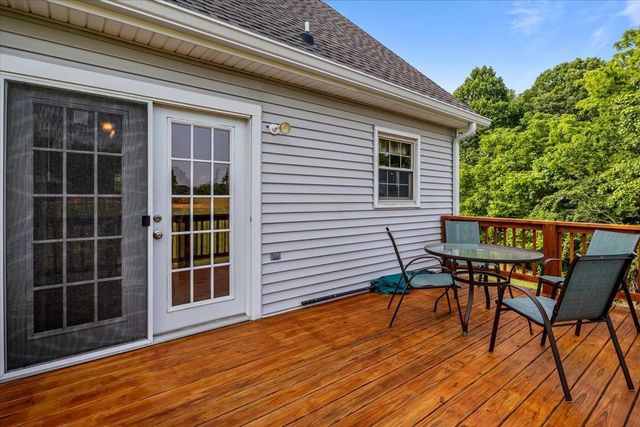 5455 Bales Rd, Cunningham, TN 37052
