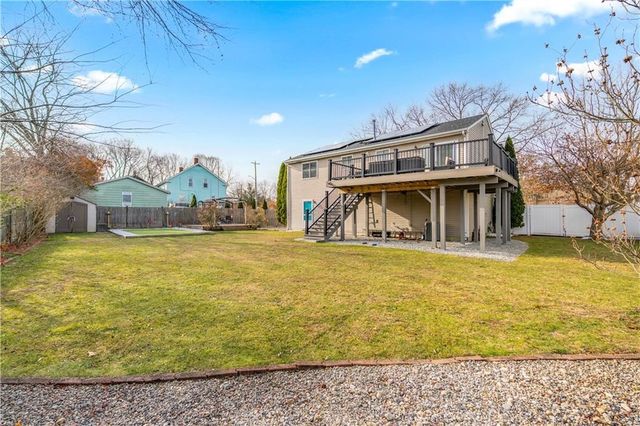 12 Railroad Row, Warwick, RI 02886