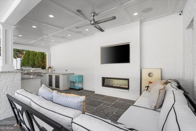 4727 Maple Brook SE, Marietta, GA 30067