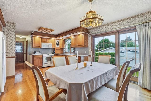 210 Poplar Street, Catasauqua Boro, PA 18032