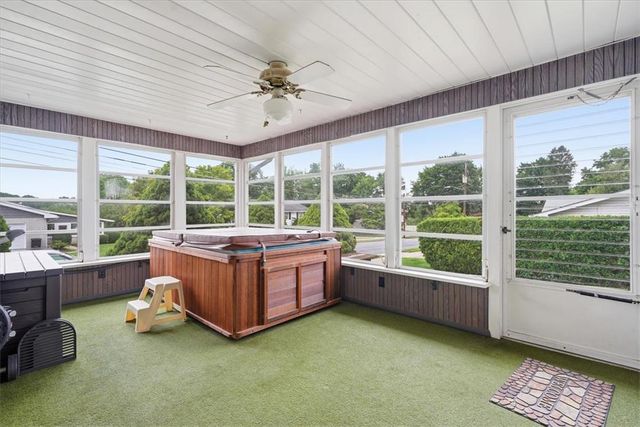 210 Poplar Street, Catasauqua Boro, PA 18032