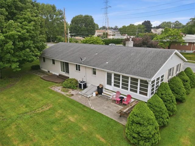 210 Poplar Street, Catasauqua Boro, PA 18032