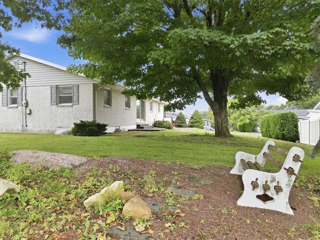 210 Poplar Street, Catasauqua Boro, PA 18032