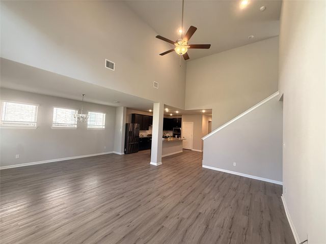 5437 W Wedge Wood Drive, Haltom City, TX 76137