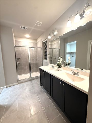 5437 W Wedge Wood Drive, Haltom City, TX 76137