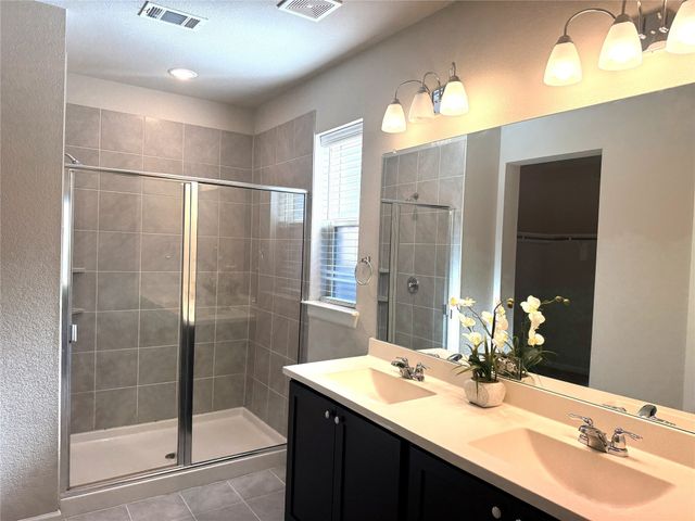 5437 W Wedge Wood Drive, Haltom City, TX 76137