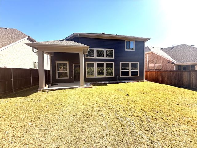 5437 W Wedge Wood Drive, Haltom City, TX 76137