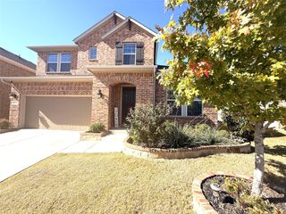 5437 W Wedge Wood Drive, Haltom City, TX 76137