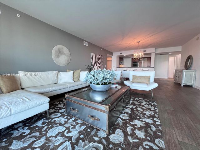 3301 NE 183rd St 905, Aventura, FL 33160