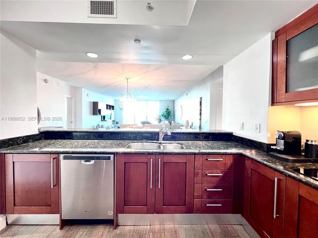 3301 NE 183rd St 905, Aventura, FL 33160