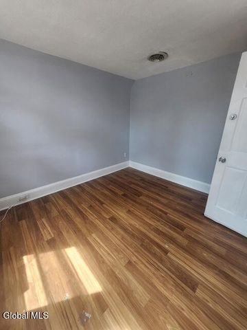 99 Southern Boulevard, Albany, NY 12209