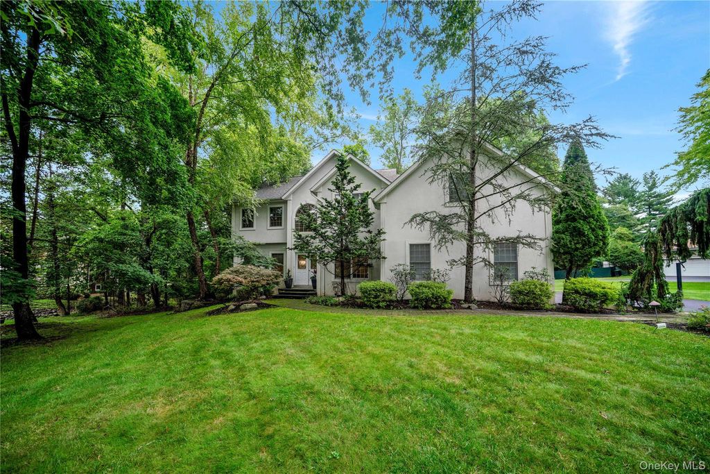11 Croyden Lane, New City, NY 10956 — exterior