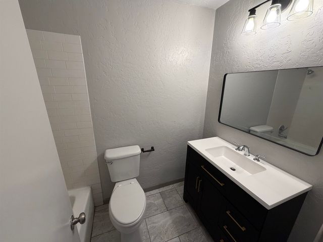 928 N Live Oak, Carthage, TX 75633