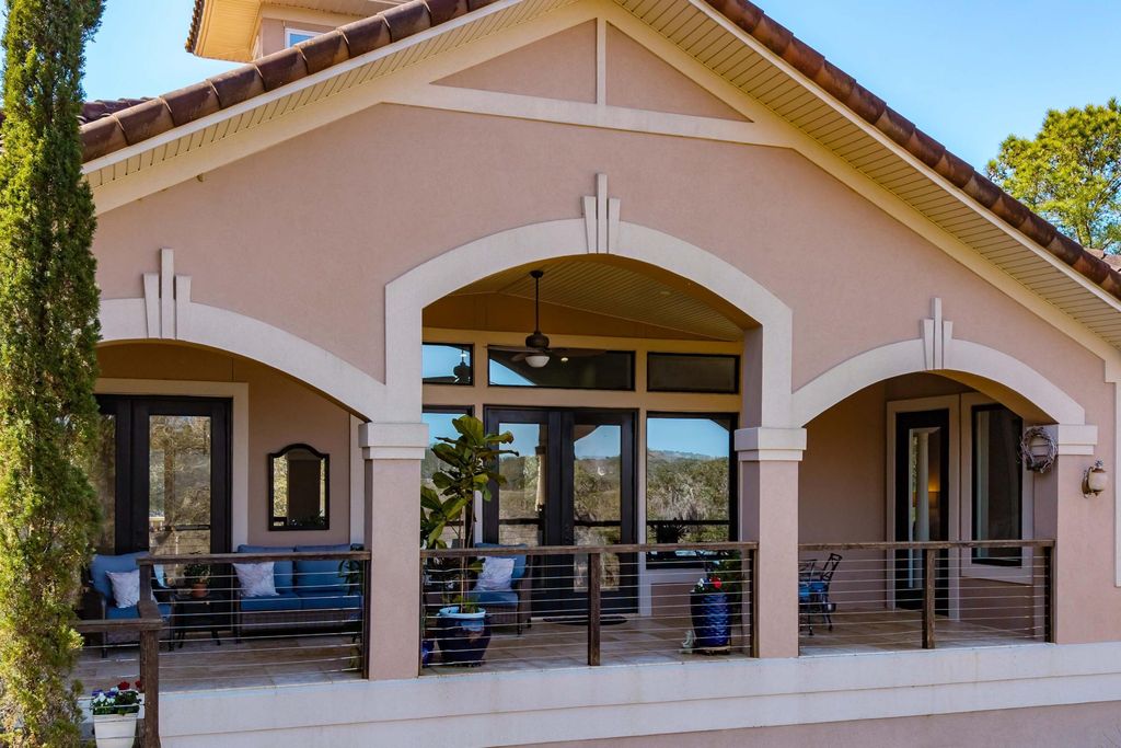 Image 5 of property listing at 6411 China Back Lane, Meggett, SC 29449