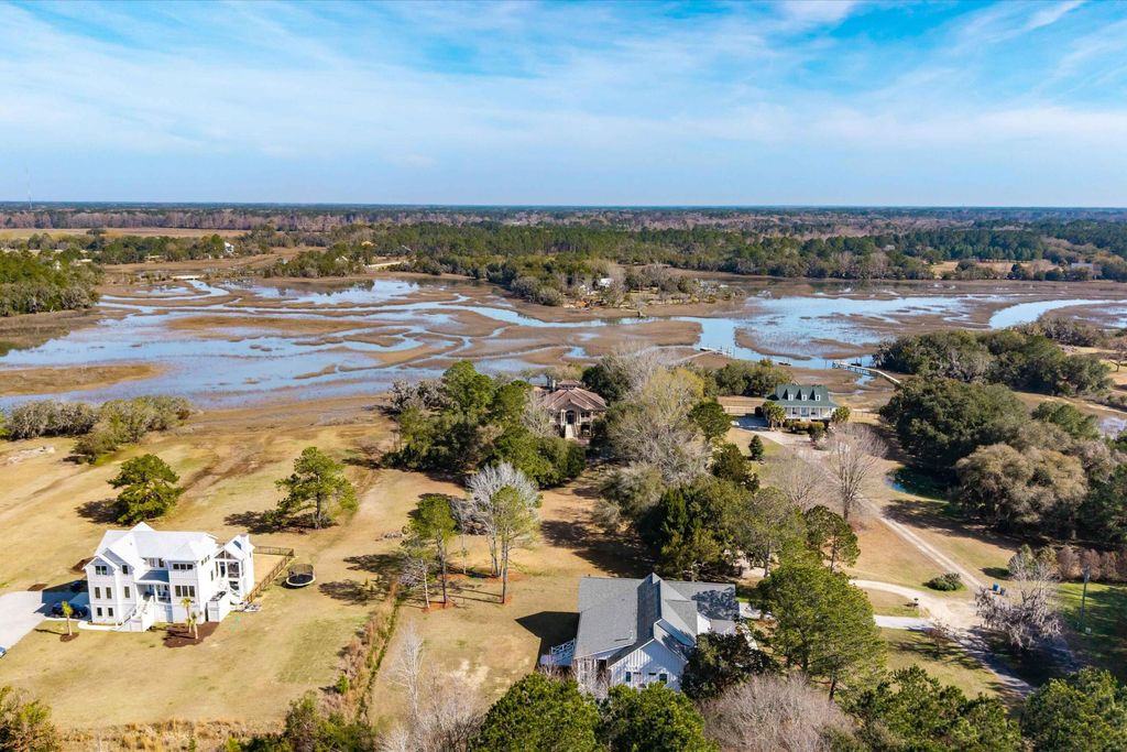 Image 68 of property listing at 6411 China Back Lane, Meggett, SC 29449