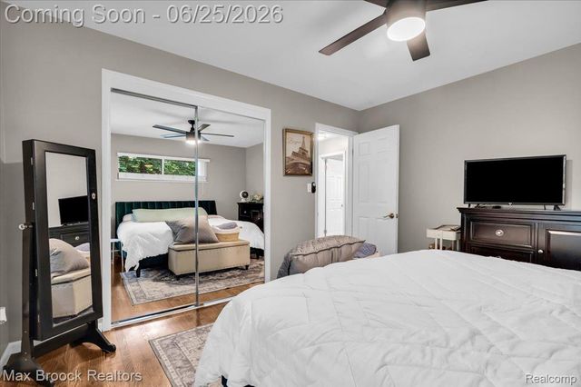 28403 Peppermill Road, Farmington Hills, MI 48331