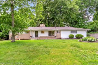 28403 Peppermill Road, Farmington Hills, MI 48331