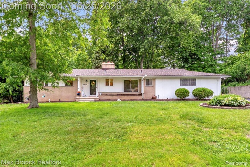 28403 Peppermill Road, Farmington Hills, MI 48331