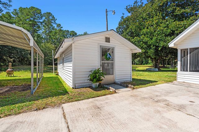 1073 Causey Rd., Conway, SC 29526