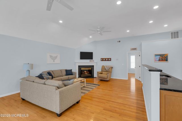 412 Broadway, Point Pleasant Beach, NJ 08742
