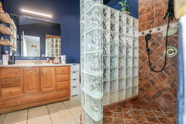 302 Apache Trail, Miami Twp, OH 45140