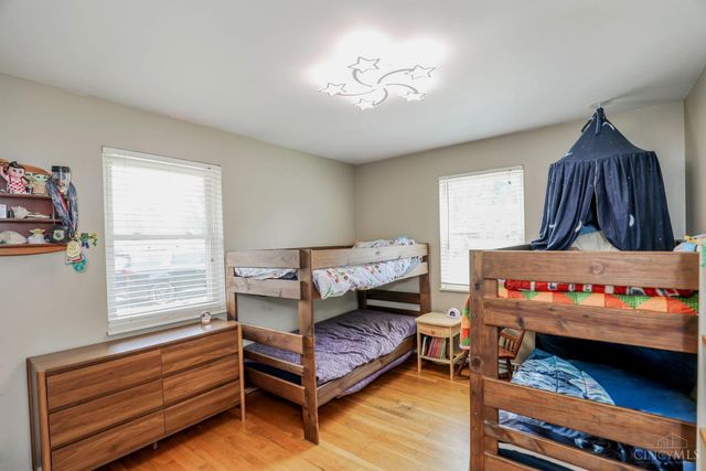 302 Apache Trail, Miami Twp, OH 45140