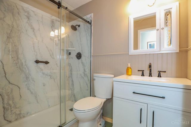 302 Apache Trail, Miami Twp, OH 45140