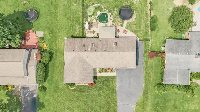 302 Apache Trail, Miami Twp, OH 45140