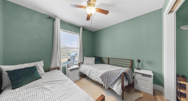 274 Old Austin TRL, Elgin, TX 78621