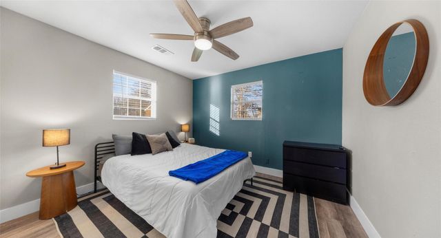 274 Old Austin TRL, Elgin, TX 78621